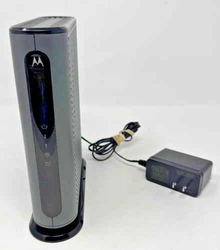 Motorola MB8611 DOCSIS 3.1 Multi‑Gig Cable Modem (2.5 Gbps Ethernet)
