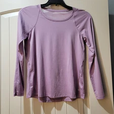 Layer 8 Womens Qwick Dry Lavendar Lilac Fitted Athletic Top Size Small