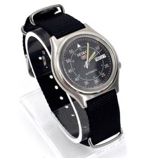 Vintage Seiko 5 Automatic Day / Date Caliber 7009 Japan Black Dial NATO Running