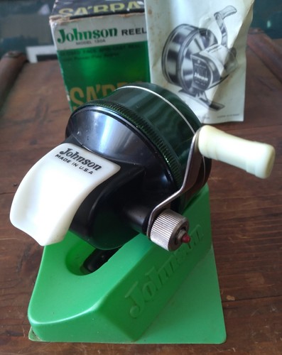 Vintage Johnson Sabra Model 130-A Spin Casting Fishing Reel Made In U.S.A | eBay Vintage Johnson Sabra Model 130-A Spin Casting Fishing Reel Made In U.S.A | eBay