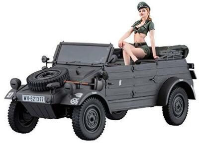 Seltener Bausatz Hasegawa 1/24 Pkw.K1 Cubelwagen Type 82 mit blonden Mädchen ...