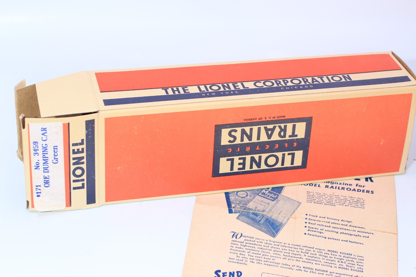 LIONEL POSTWAR 3459 GREEN DUMP CAR WITH INSTRUCTION SHEET AND REPRO BOX