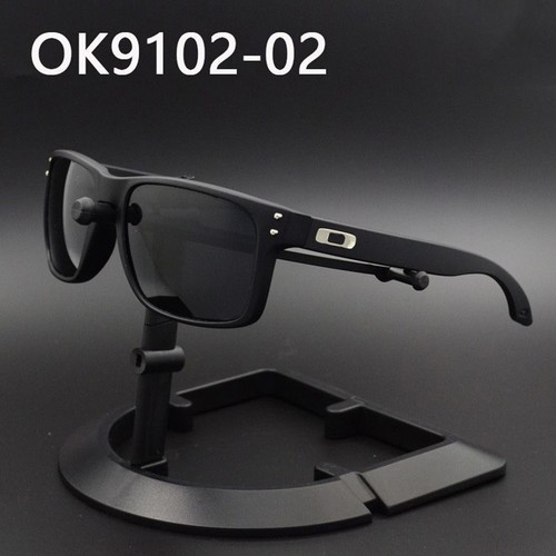 Oakley Men's OO9102-02 Holbrook Polarized Sunglasses