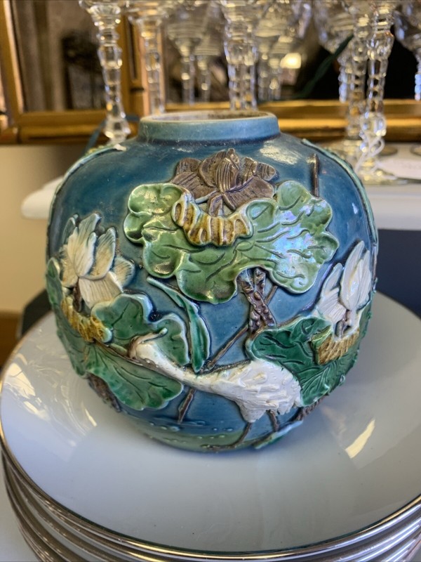 Antique Chinese Famille Porcelain Wang Bing Rong Jar 19th C No Lid Signed Relief