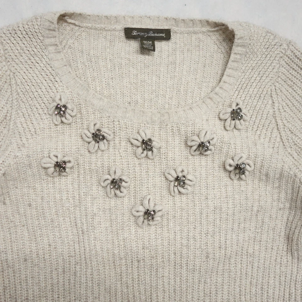 Suéter Tommy Bahama Mujer Mediano Crema Acanalado Cuello Redondo Cuentas Acento Floral Foto 2 de 4