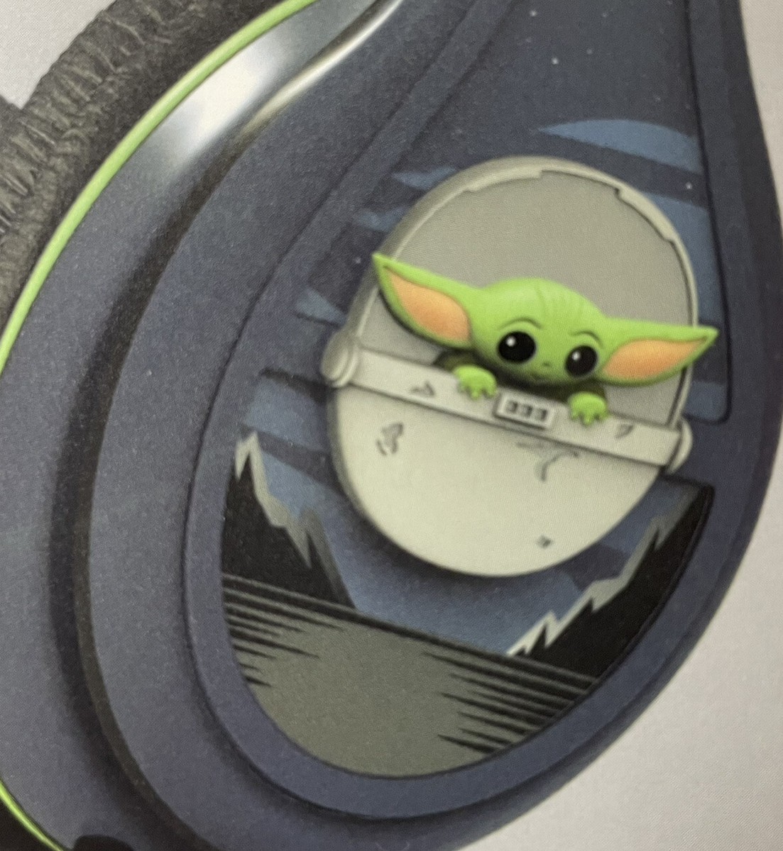 Disney Star Wars The Mandalorian GROGU Yoda Wired EARBUDS Travel