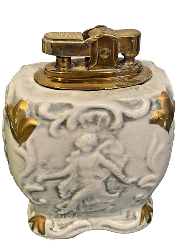 Royal Sealy Japan Three Graces Table Lighter White Gold Relief Vintage MCM NOS - Picture 2 of 14