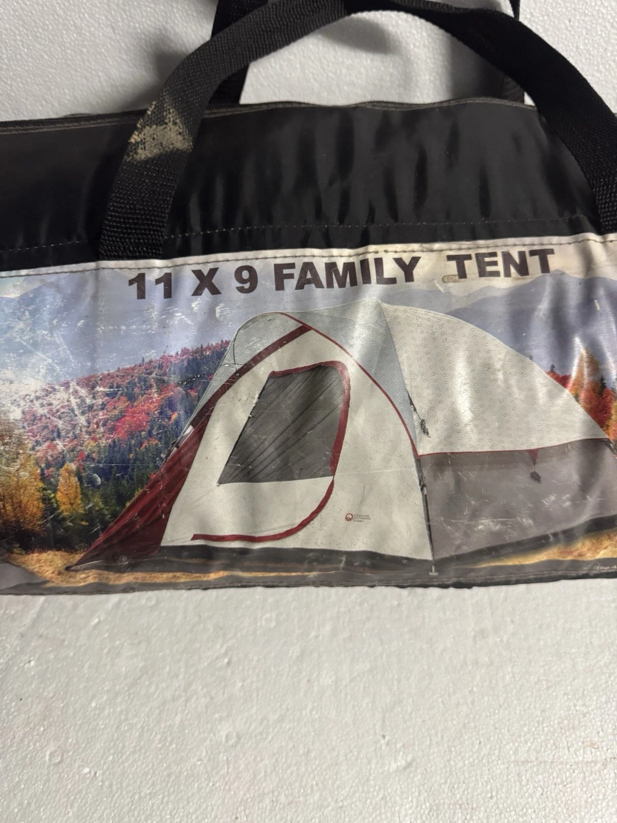 Cascade Outdoor Gear Umpqua 11x9 Family Tent w/ Carry Bag