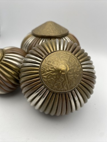 Vintage Midcentury Brass, Copper & Chrome Lidded Trinket Containers Set Of 3 - Picture 11 of 12