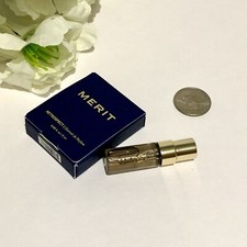MERIT Retrospect L  Extrait de Parfum Mini Travel Spray/ Sample 2ml New In Box