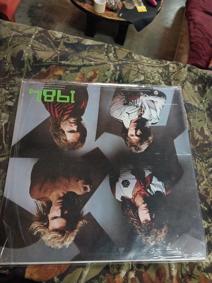 Van Halen 1984 Vinyl W1-23985 First Press 1983, Cover Mis-applied Mint/VG+ - Image 2 of 4