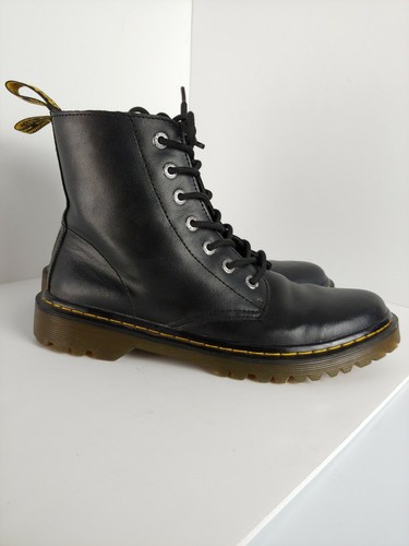 Dr. Martens Luana Ladies 10 Black 