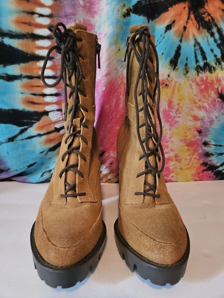 Bota de Combate Charles David Gimmick Para Mujer Talla 9 Camel con Suela Negra y Tacones Foto 2 de 4