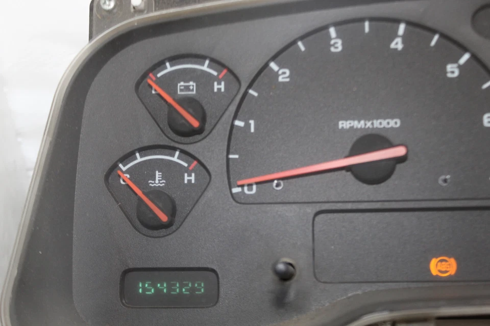 Cuadro de instrumentos velocímetro panel de instrumentos Dodge Dakota 2004 154.329 millas Foto 3 de 4