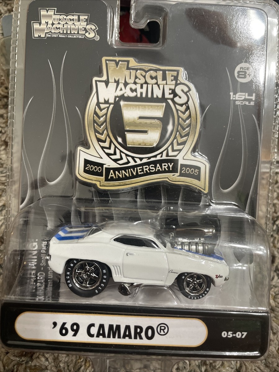 2005 Muscle Machines 1:64 Scale 5th Anniversary Edition • '69