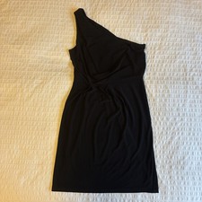 Czarna formalna Hailey Logan By Adrianna Papell Sukienka Off Shoulder Mini Rozmiar US 4