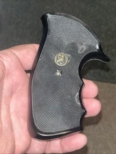 Pachmayr Ruger Red Hawk 44 41 Magnum Combat Style  Grips