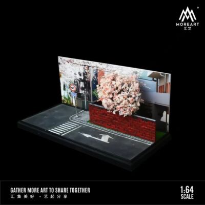 MoreArt 1:64 Non-Assemble Diorama Model Car Station Display