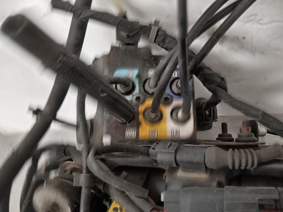 20112022 Jeep Grand Cherokee Air Suspension Compressor Pump OEM