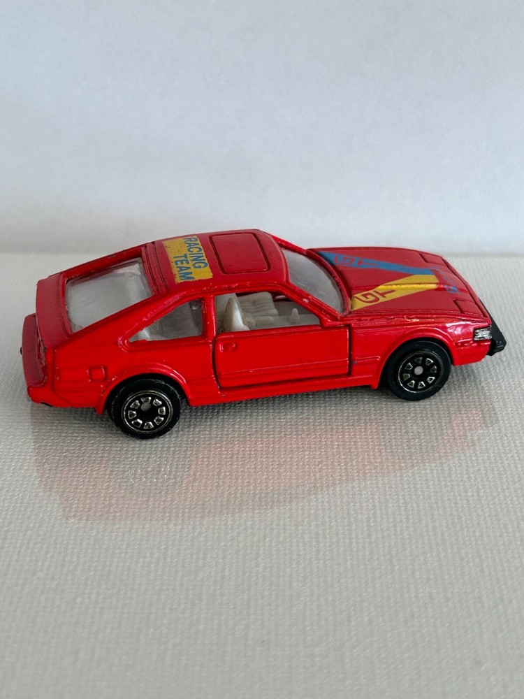 Welly 1982 TOYOTA CELICA SUPRA 2800 GT Racing Team Red 1:64 Diecast Diorama Car