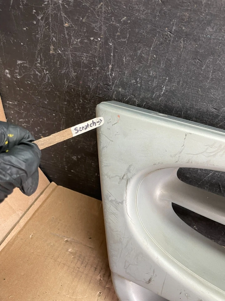 Parrilla delantera Ford Econoline 1997 a 2002 L9158 PS Foto 4 de 4