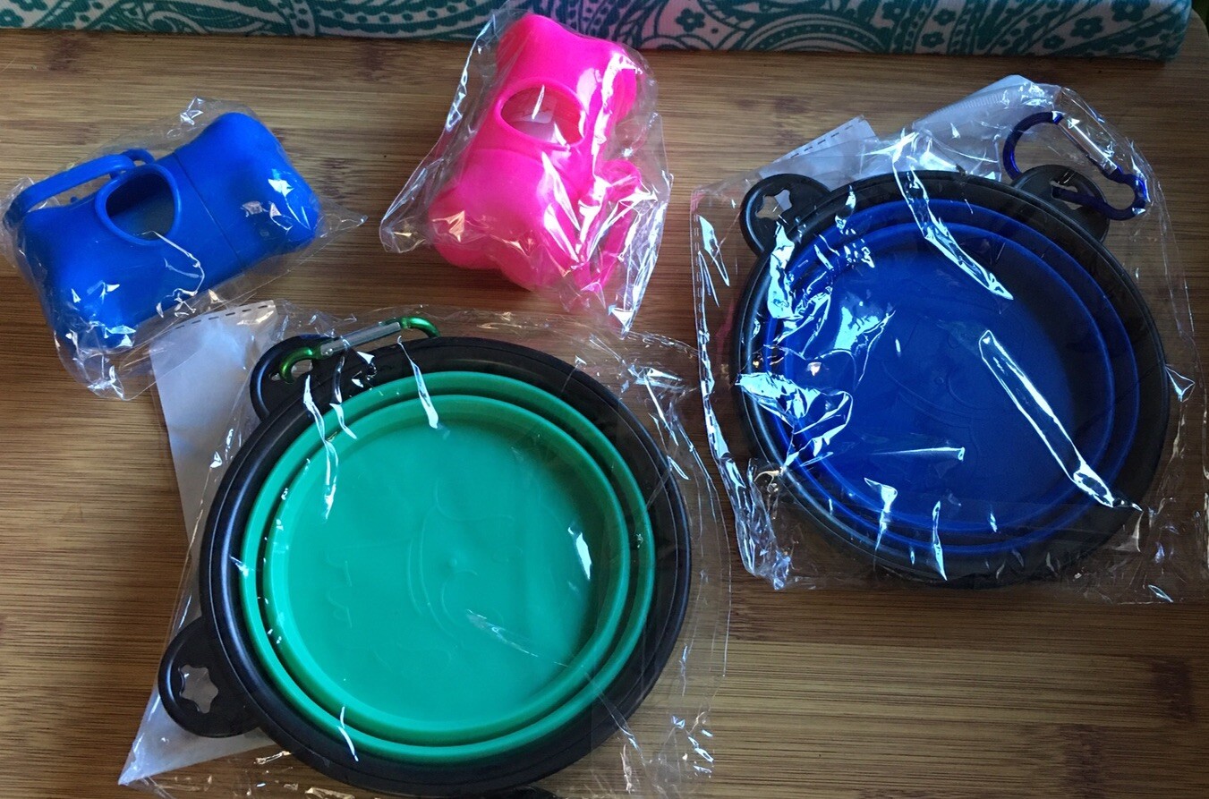 Lot of 4: Dog Food/Water Collapsible Travel Bowls +2 Poop Bag Holders w/bags~NEW