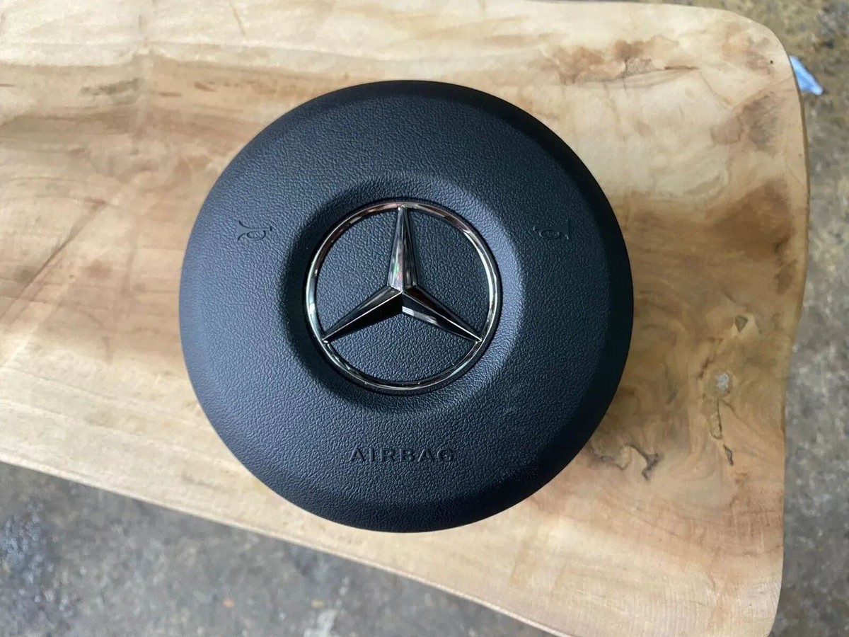 Mercedes Benz C-Klasse W205 AMG Airbag Lenkradairbag A0008606204  
