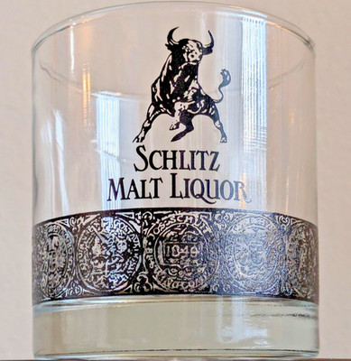 4 Set Schlitz Malt Liquor 8 oz. Low Ball Glasses Home Bar Man Cave VTG 70's BULL