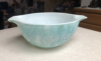 Pyrex #442 Amish Butterprint Turquoise Cinderella Mixing Bowl 1-1