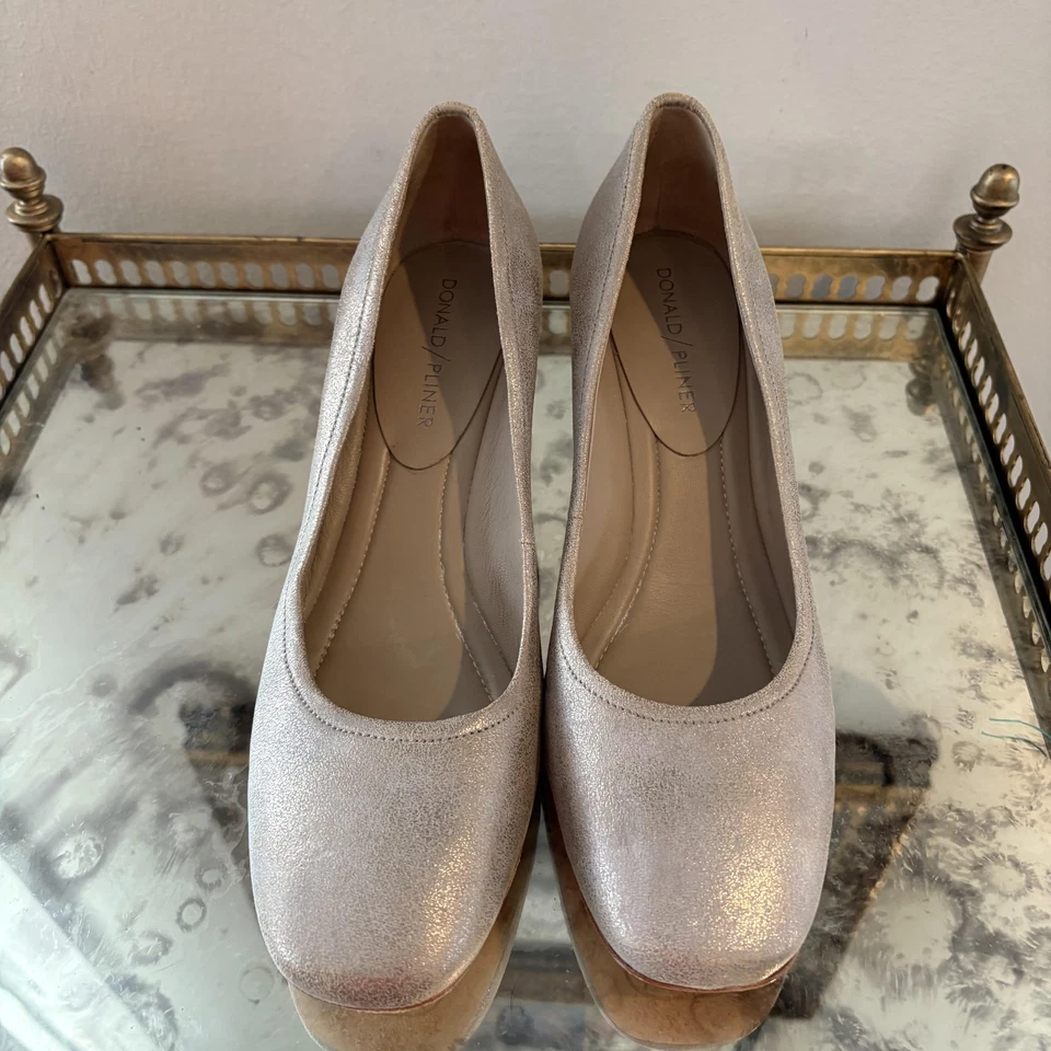 Zapatos de salón Donald J Pliner para mujer talla 7,5 brillantes champán tacón bloque sin cordones Foto 2 de 4