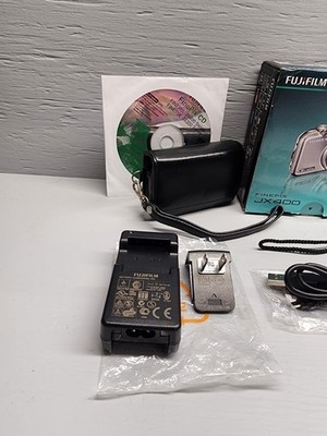 Near Mint Fujifilm FinePix JX400 16MP 5X Optical HD Camera Silver