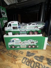 Hess 2016 Toy Truck and Dragster