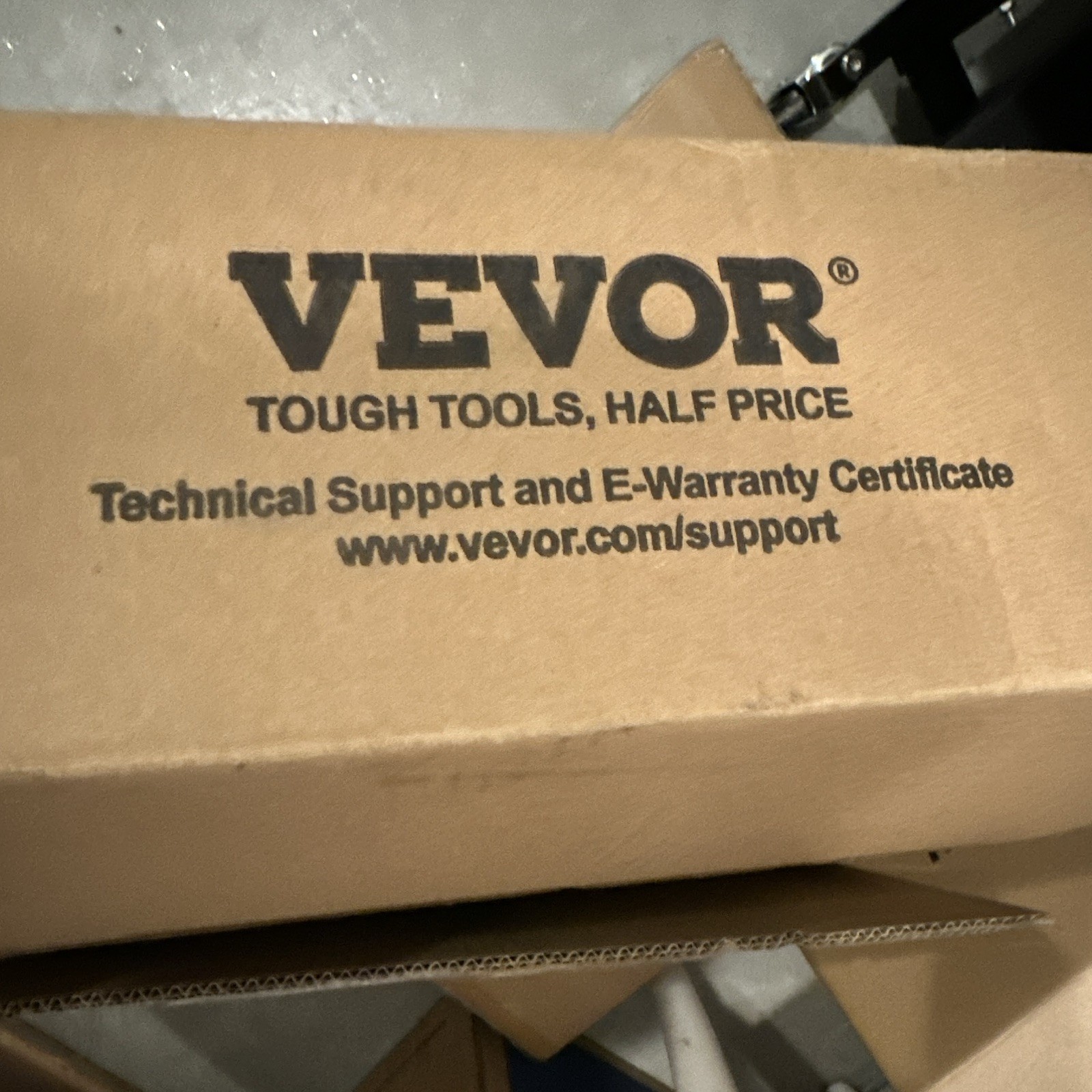 VEVOR Motorcycle Front Wheel Stand – Model TD-003-05FR – New, Open box