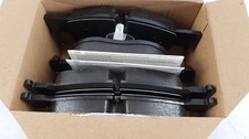 Original BMW X5 E70 F15 X6 E71 F16 Bremsbeläge mit Warnkontakt Vorne 34112413068