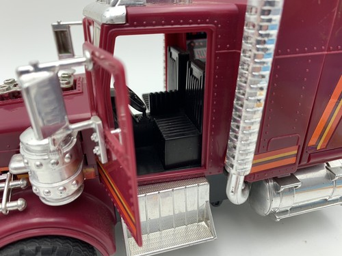 MASCHERA VINTAGE 85 KENNER Rhino Tractor Rig 37300 con 2 Figure INCOMPLETE - Foto 10 di 12