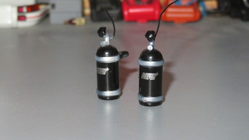 1:18 GMP 1969 CHEVROLET CAMARO STREET FIGHTER CONVICT NOS BOTTLE WITH HOSE ONLY - Picture 4 of 4