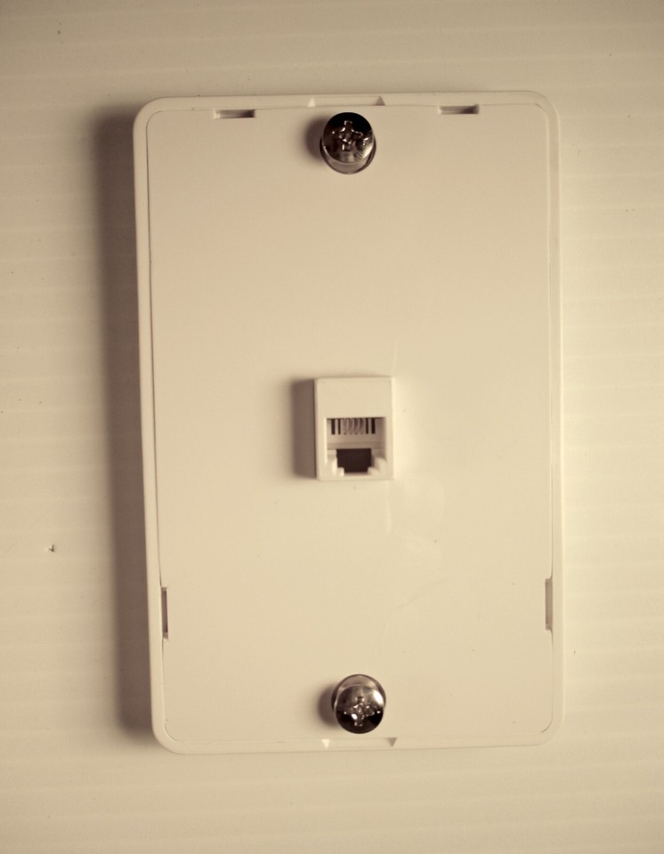 40253 Phone Jack Wall Plate QuickConnect Leviton 120 pack NO RESERVE