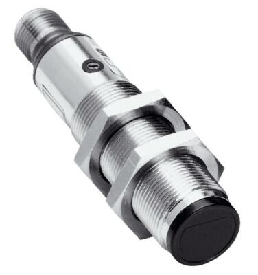 SICK VL18-3P3240 Photoelectric retro-reflective sensor ,PNP,New