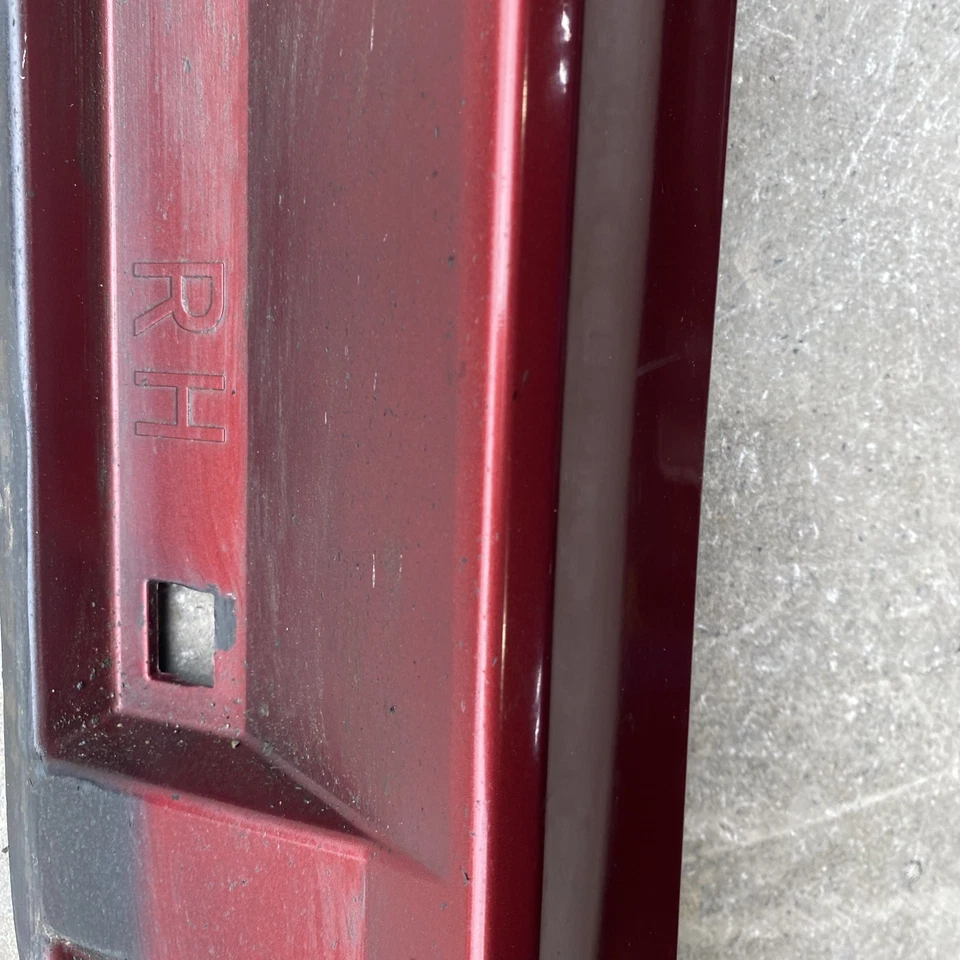 Subaru Legacy XT Touring 2020-2023 lado derecho pasajero falda basculante M1Y Foto 4 de 4