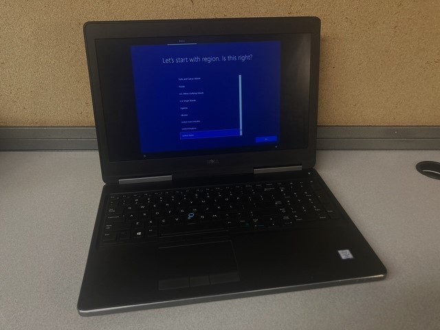 Dell Precision 7520, i7-7820HQ, 16GB RAM, 500GB SSD, Win 10 Pro