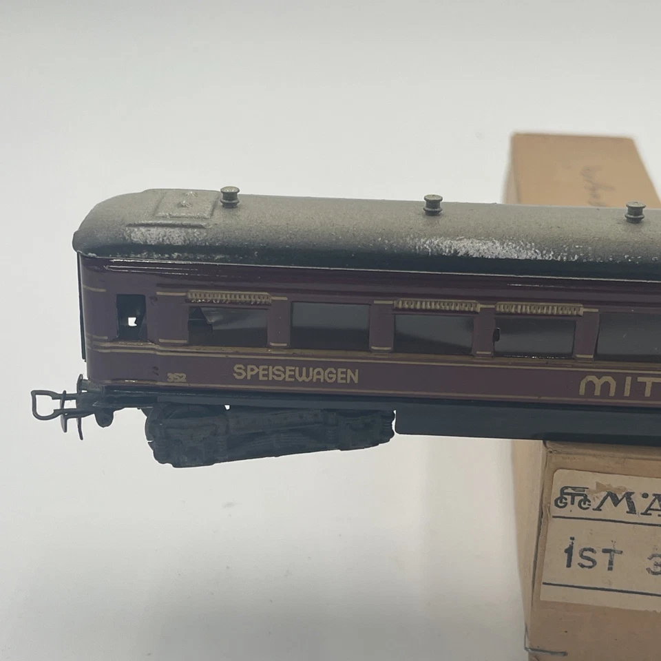Vintage Marklin Mitropa Speisewagen 352 Express Diner Coach Maroon Tin HO - Image 3 of 4