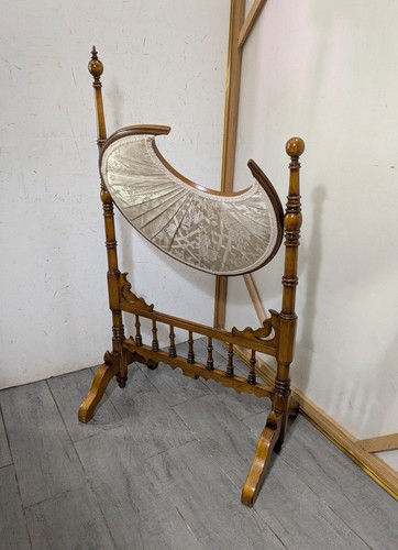 Antique French Victorian Silk Carved Wood Moon Table Fire Wall Screen Asian - Picture 2 of 22