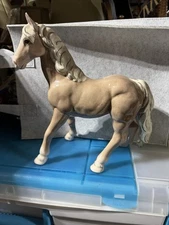 Kay Finch “Amour” Horse