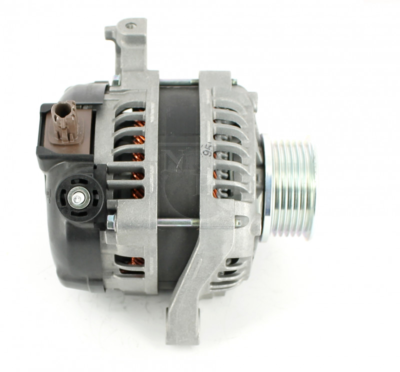 Alternateur 100A NPS avec régulateur intégré pour Toyota 270600N100