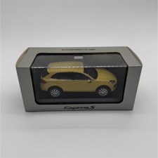 Minichamps Porsche Cayenne S 958 1:43 Scale Model Car Collectible Sand Yellow