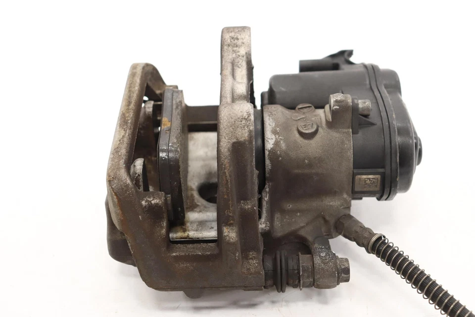 MERCEDES S450 W222 2018-2020 pinza de freno de disco trasera derecha del lado del pasajero OEM Foto 3 de 4