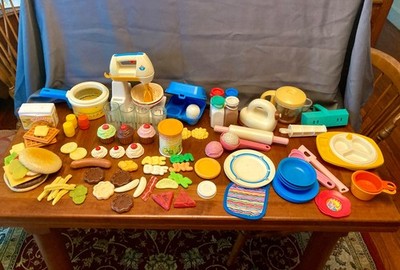 1980s 95+ Piece Lot Fisher Price Fun Pretend Food Play Kitchen