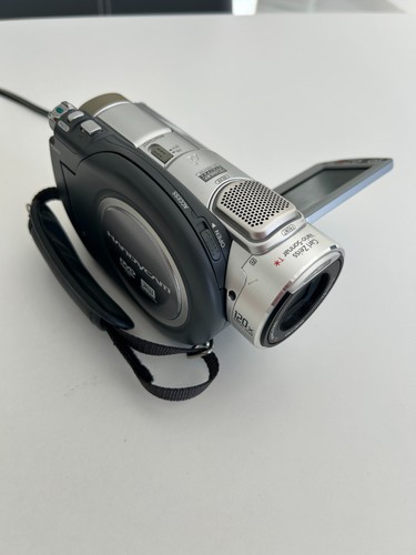 Sony video camera recorder DCR-DVD404E - tested - Picture 6 of 10