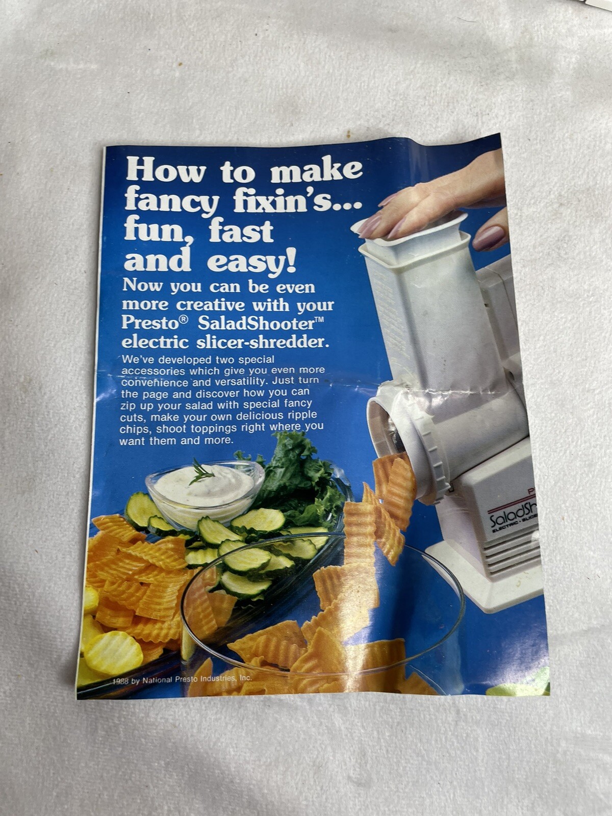 Presto Salad Shooter Electric Food Slicer Shredder Model 02910 1988