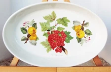 PORTMEIRION POMONA RED CURRANT & HOARY MORNING APPLE LARGE OVAL BAKING DISH